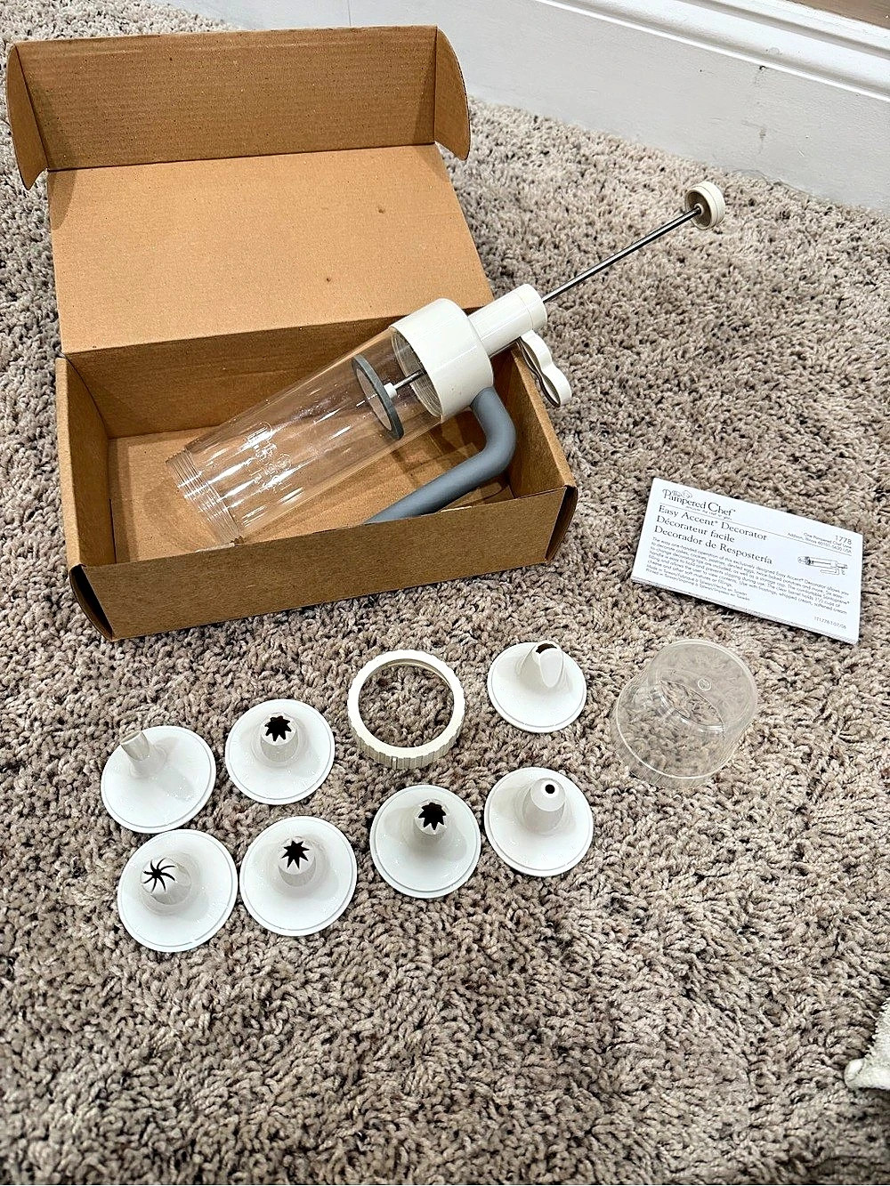 Pampered Chef Easy Accent Decorator Decorating Tool Set